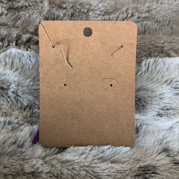 Handmade purple tassel earrings - Picture 3 of 3